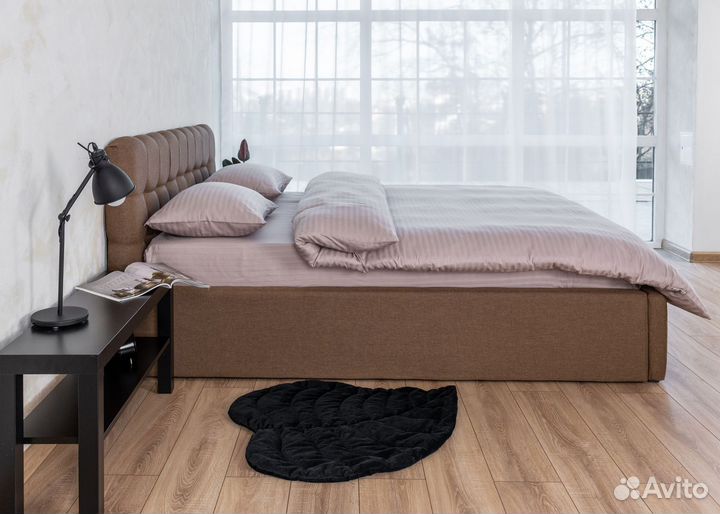 Кровать с матрасом 160х200 Марсель в рогожке