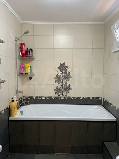 2-к. квартира, 65 м², 1/2 эт.