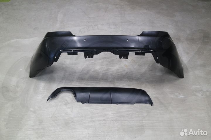 Задний бампер 