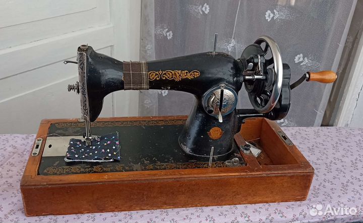 Швейная машинка Подольск ручная