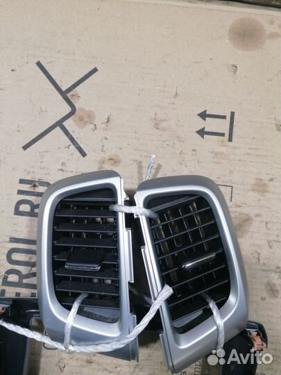 Консоль магнитофона Mazda Flairwagon MM32S