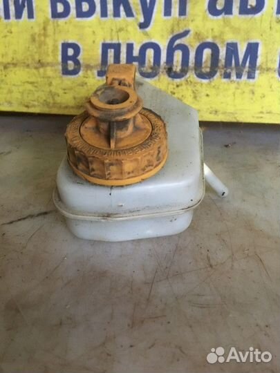 Бачок тормозной жидкости Fiat Albea