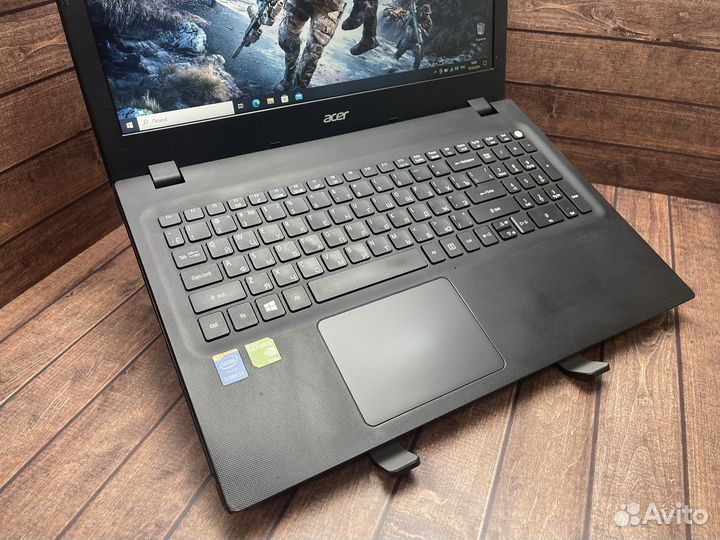 Acer/Core i5-4210U/8GB/GeForce 920M/SSD+HDD