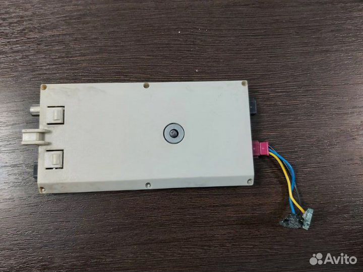 Усилитель антенны Bmw X3 2.0D E83 N47 2009