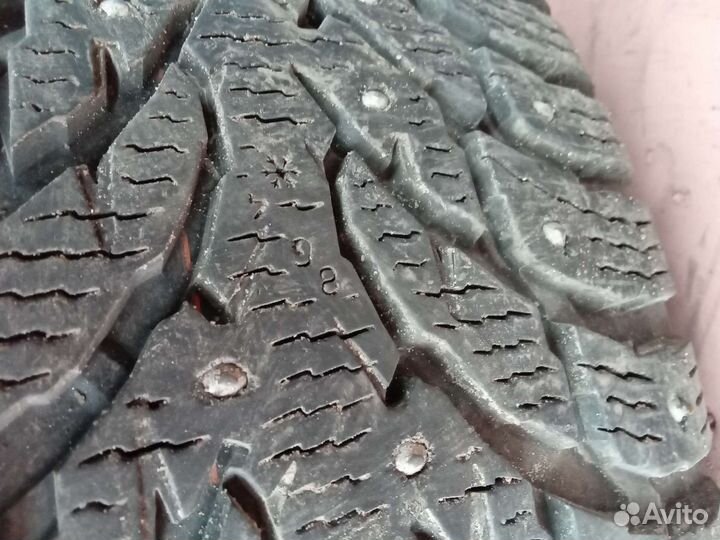 R20 Nokian Tyres Hakkapeliitta 9 SUV 255/50, PCD 5x108 DIA 72.6