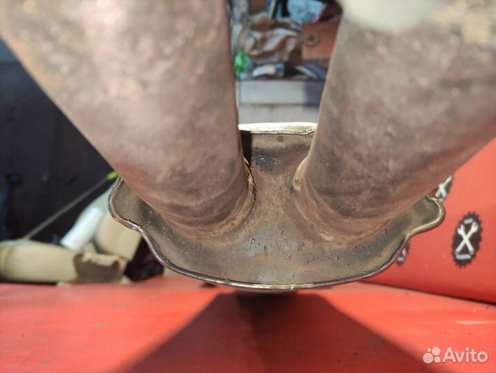 Резонатор Jaguar XJR X308 1997-2003г