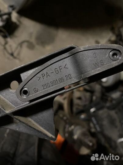 Педаль газа Mercedes W210