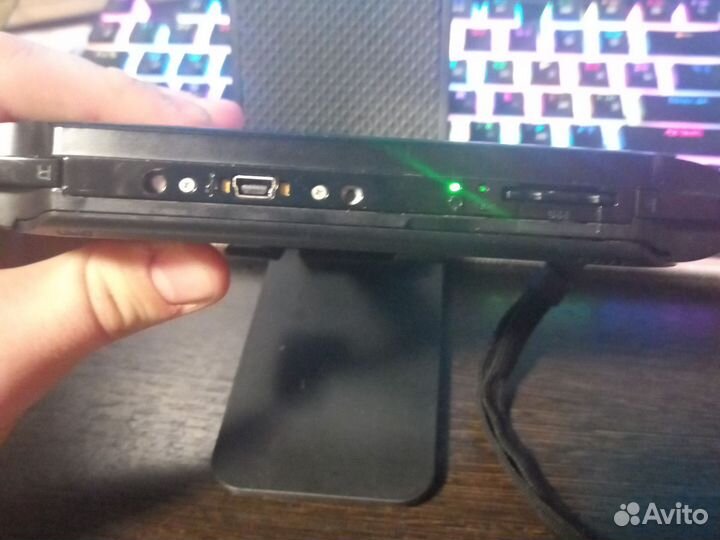 Sony PSP e 1008 прошитая на неслетайку