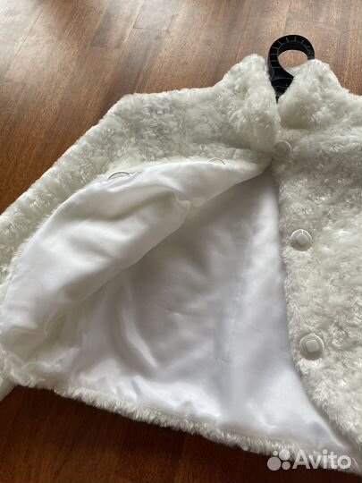 Искусственная шуба белая