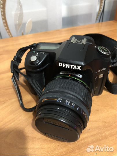 Зеркальный фотоаппарат pentax k200d