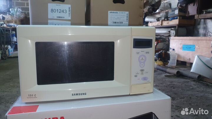 Печь samsung M1736NR