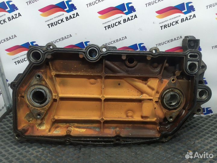 Крышка масляного радиатора