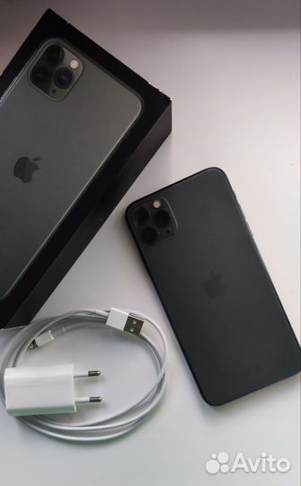 iPhone 11 Pro Max, 64 ГБ