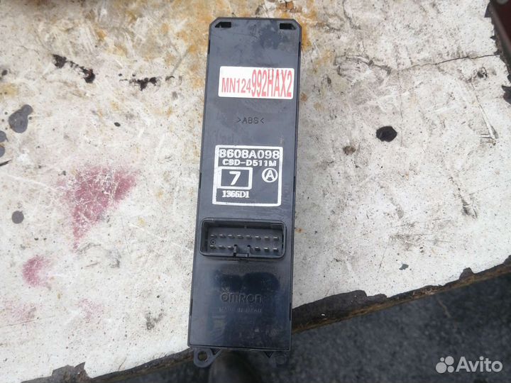 Блок стеклоподьемника митсубиси лансер 9