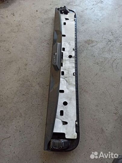 Обивка крышки багажника BMW X5