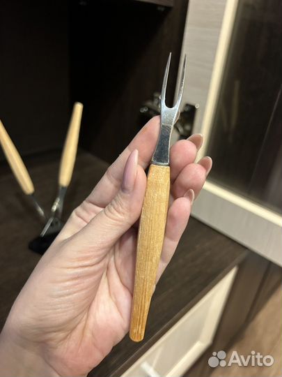 Вилки для закусок и лимона