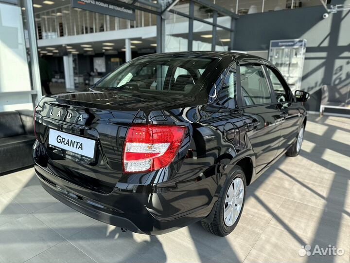 LADA Granta 1.6 МТ, 2023