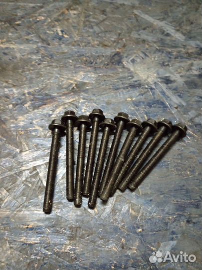 Болты блока двигателя Ford Focus 2