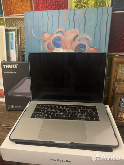 Macbook Pro 15 2017 Touch bar i7/16gb/512gb