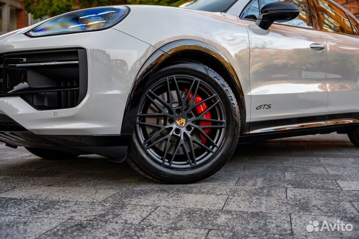 Porsche Cayenne Coupe 4.0 AT, 2024, 20 км