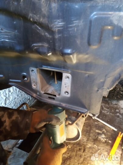 Фаркопы заводские и Установка Фаркопов на иномарки