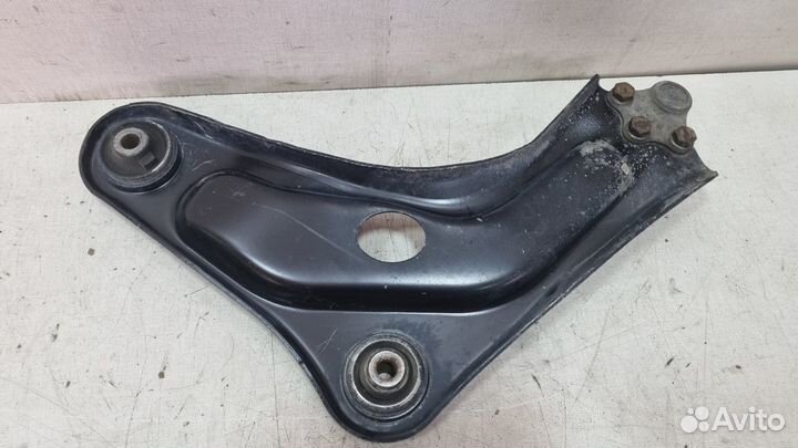 Рычаг передний правый peugeot 301 оригинал