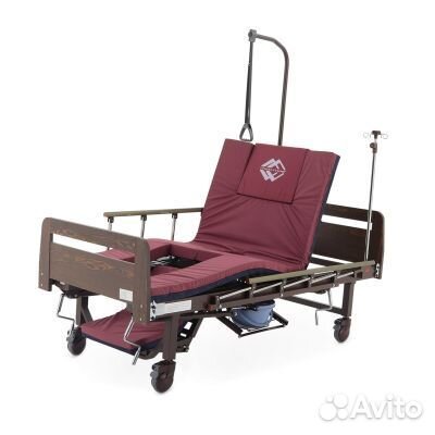 Медицинская кровать для лежачих больных