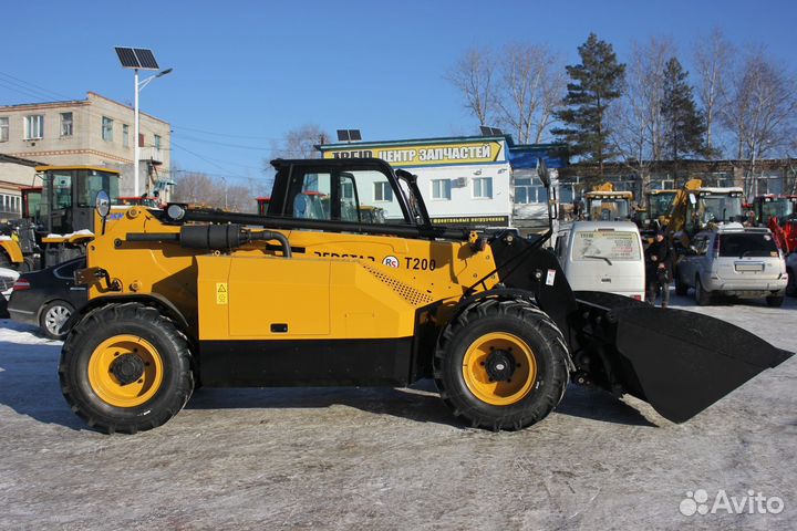Телескопический погрузчик Redstar T200, 2023