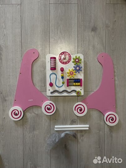 Игровая каталка с бизибордом Viga Toys