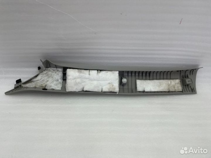 Накладка стойки внутренняя правая Toyota Corolla