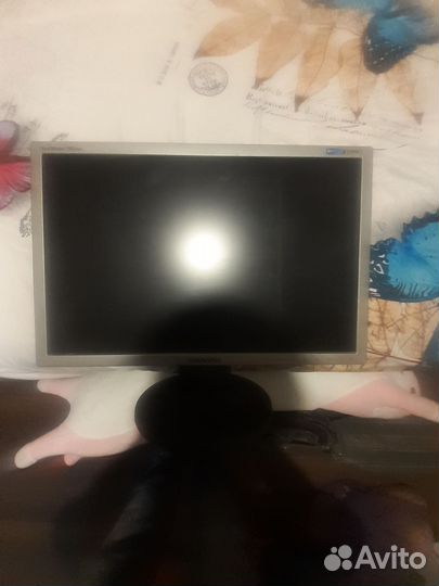 Монитор Samsung