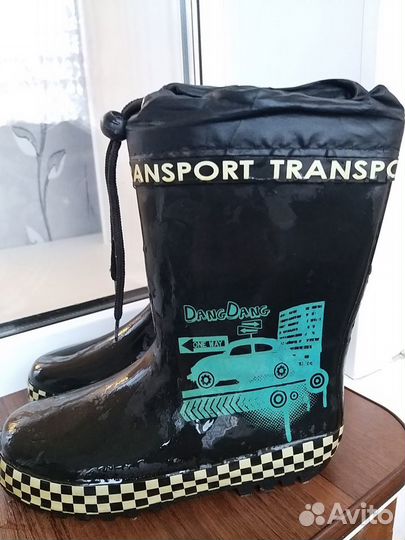 Резиновые сапоги