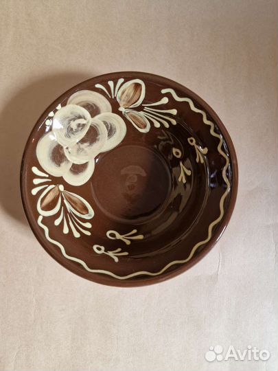 Глиняные тарелки глубокие