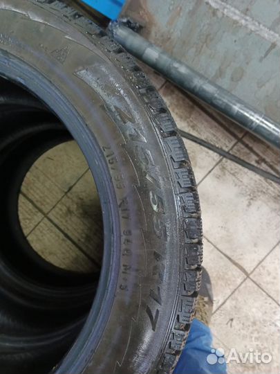 Pirelli Ice Zero 215/55 R17 101