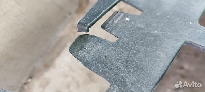 Решетка радиатора opel astra j