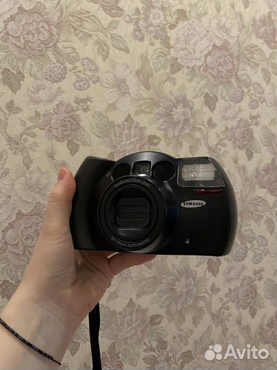 Samsung ECX 1S Panorama Desing By Porsche