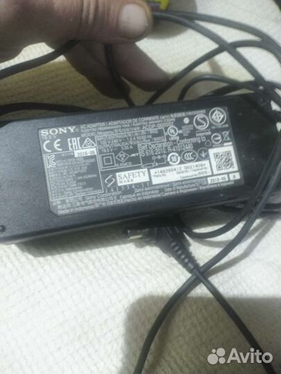 Блок питания для ноута.19в. 3 ампера
