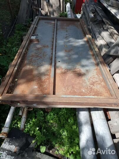 Дверь входная металлическая