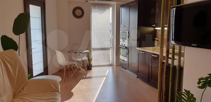 2-к. квартира, 40 м², 1/9 эт.