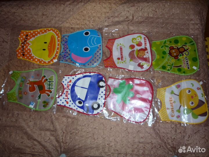 Слюнявчик для кормления