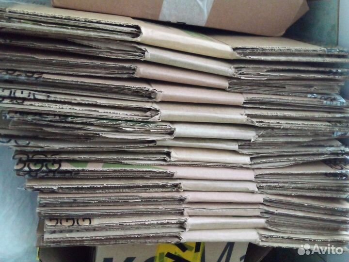 Пакет с разными детскими вещами состояние хорошее