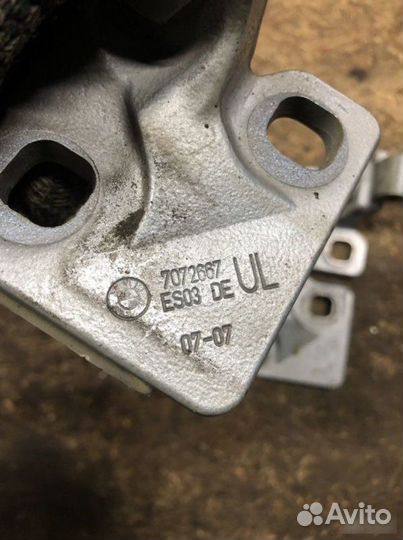 Петля двери Bmw E63