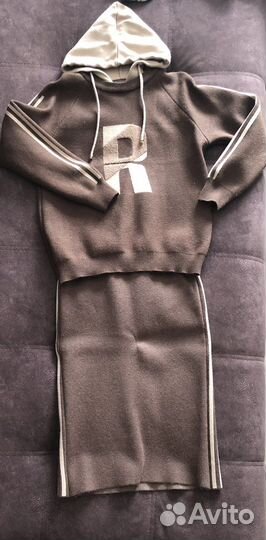 Спортивный костюм