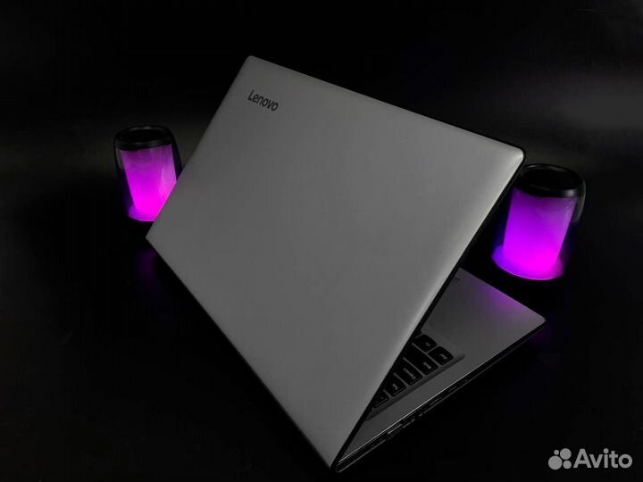 Игровой ноутбук Lenovo на GeForce 8Gb