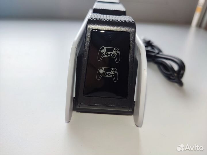 Зарядная станция джойстиков PS5