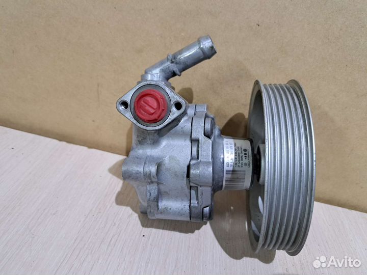 Насос гур Audi Q5 (8R) (2008-2017)