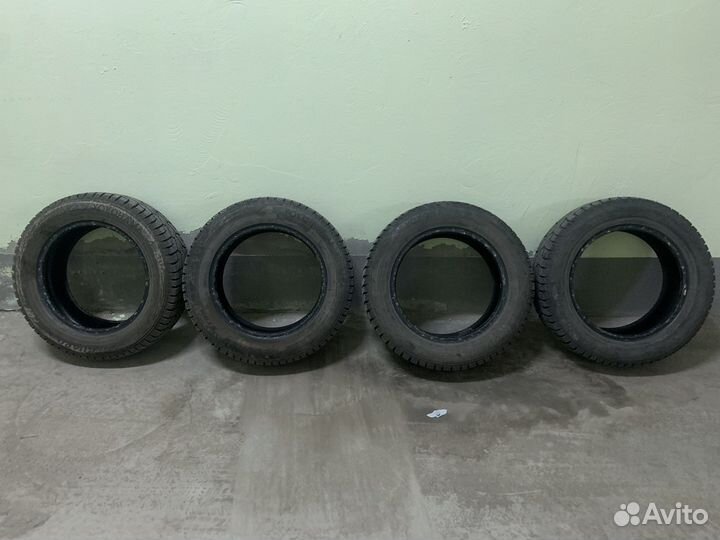 Yokohama Ice Guard IG55 215/60 R16 99T