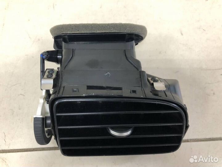 Дефлектор воздушный Volkswagen Polo Sed RUS 2011