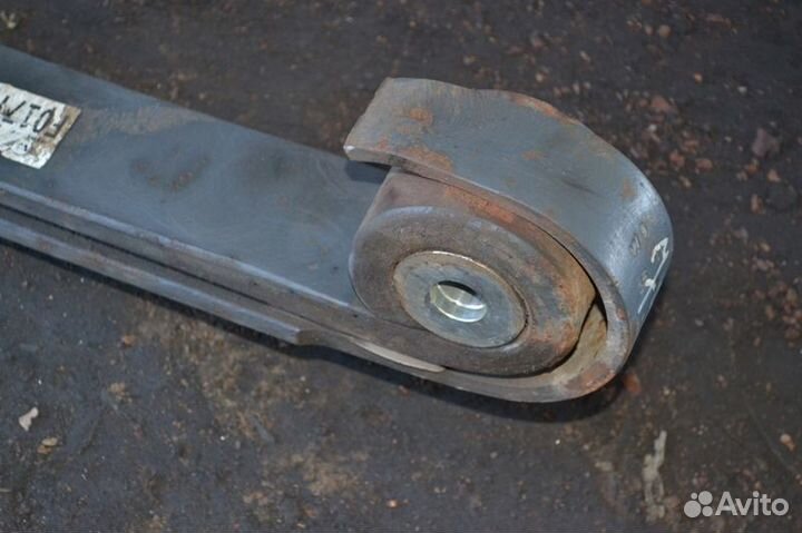 Рессора переднего моста, левая DAF XF95 (01.02-12