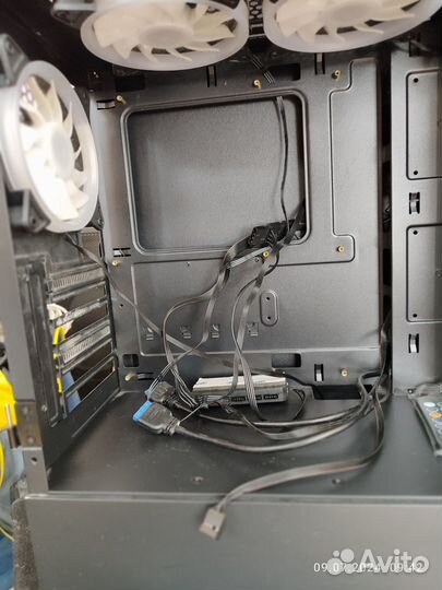 Корпус hiper HG304 atom черный